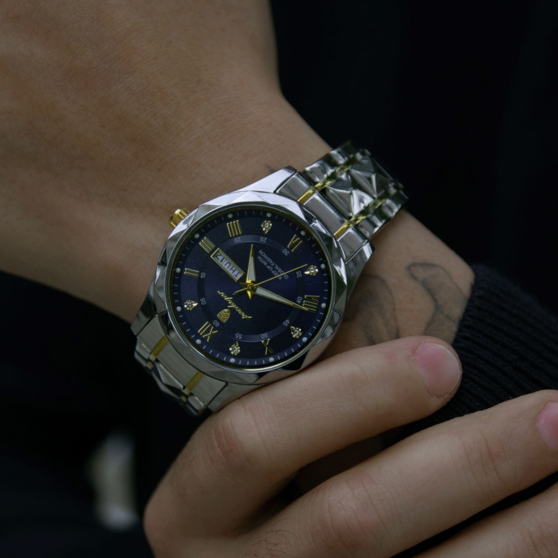 POEDAGAR Luminous Steel 40mm Watch - Water Resistant | Transferred steel